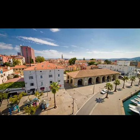 Apartma Ella Koper Exterior photo