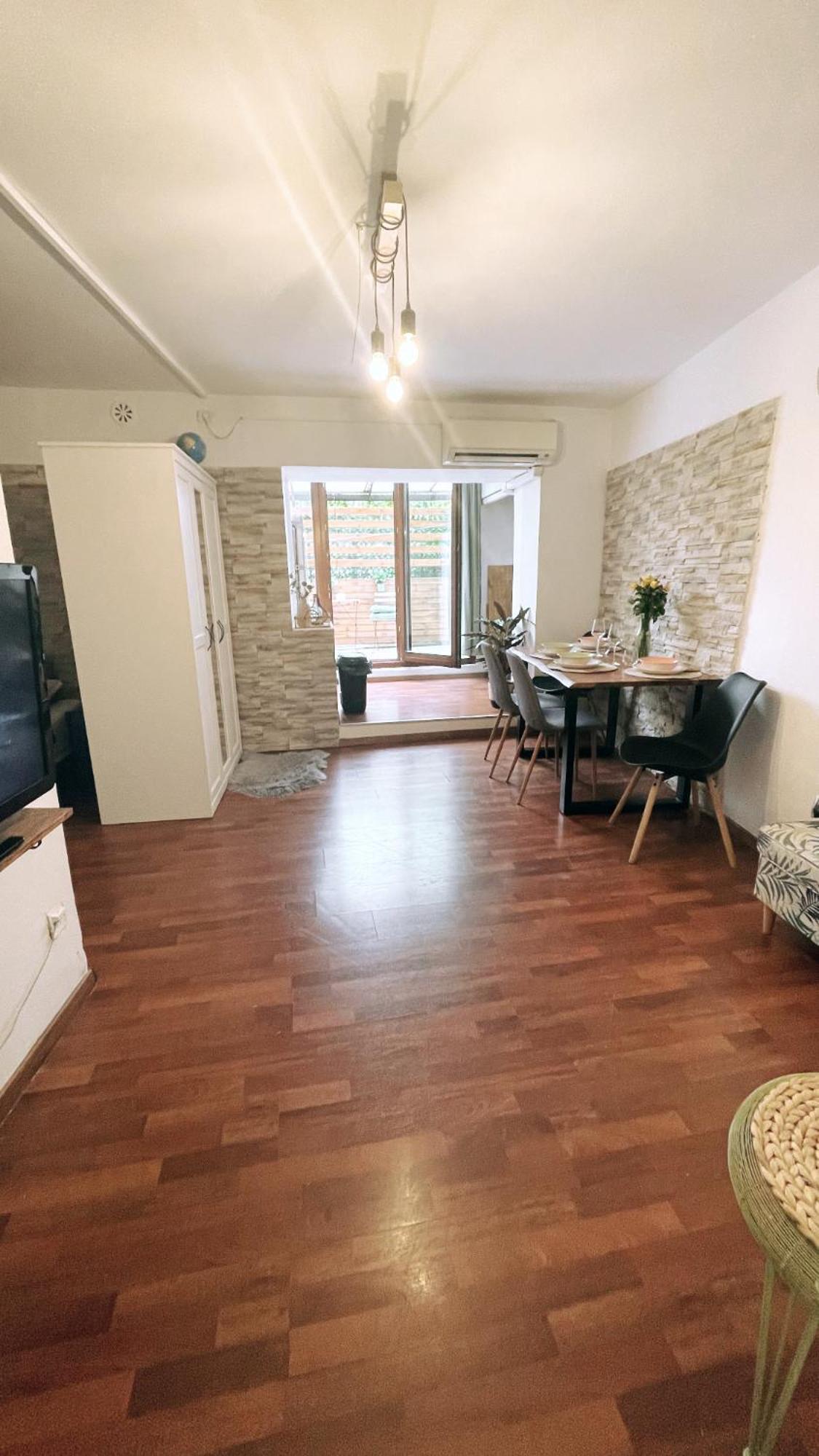 Apartment Apartma Ella *