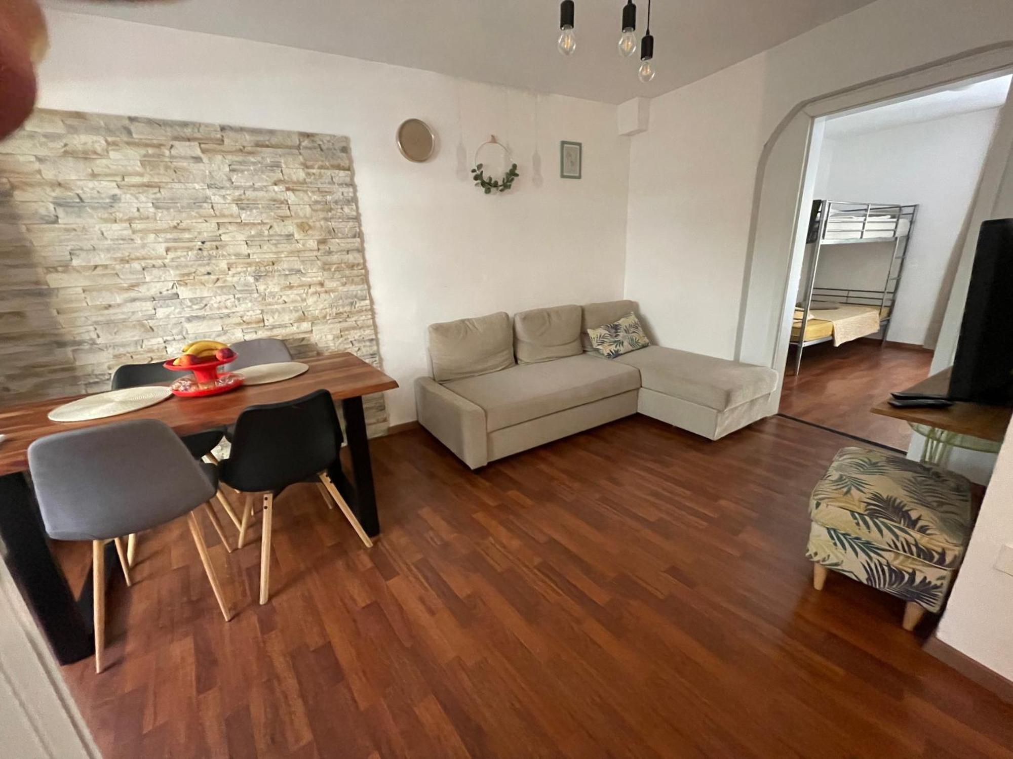 Apartma Ella Apartment *